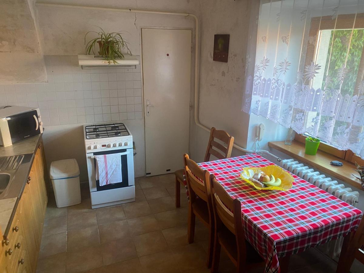Appartamento Apartmán Bohéma Kouřim Esterno foto