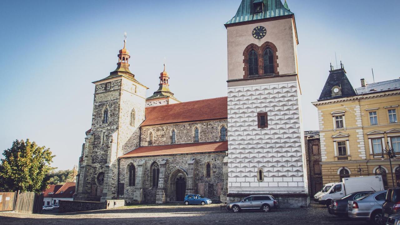 Appartamento Apartmán Bohéma Kouřim Esterno foto